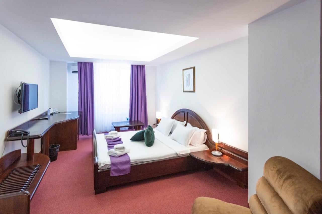 Hotel Randy Konstanca Kültér fotó