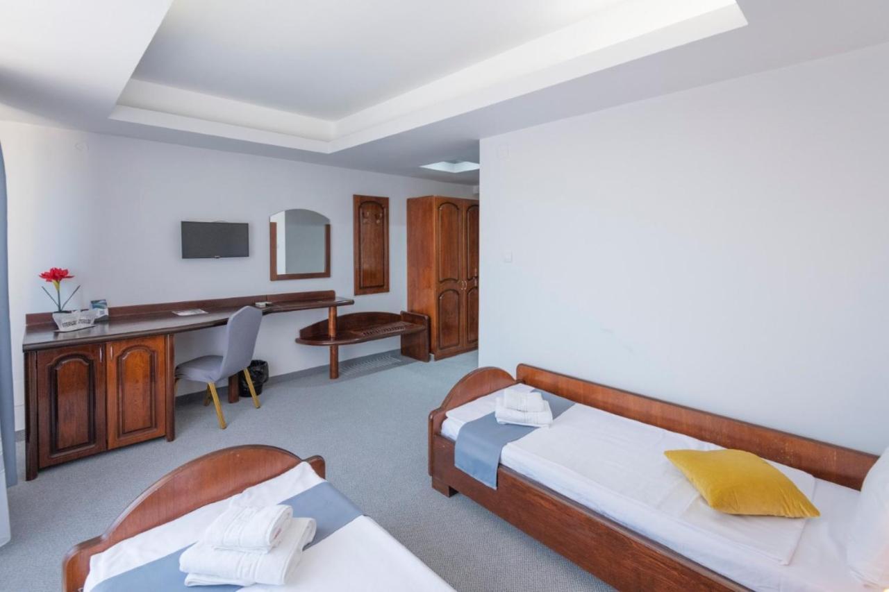 Hotel Randy Konstanca Kültér fotó