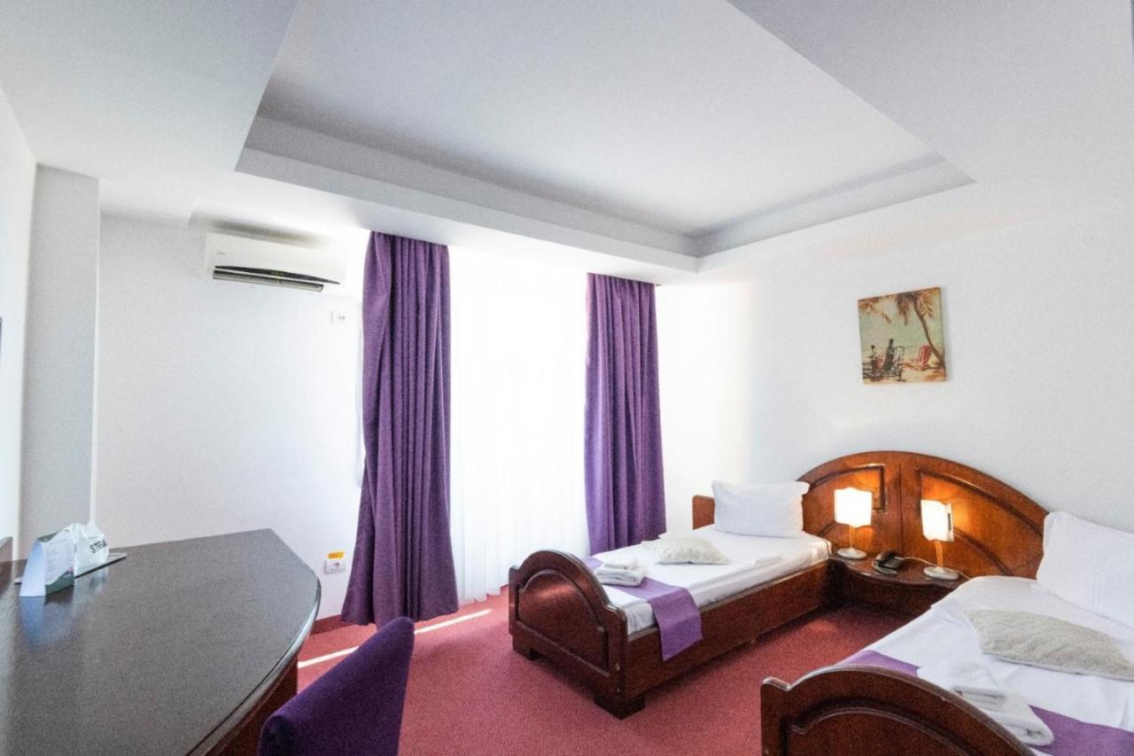 Hotel Randy Konstanca Kültér fotó